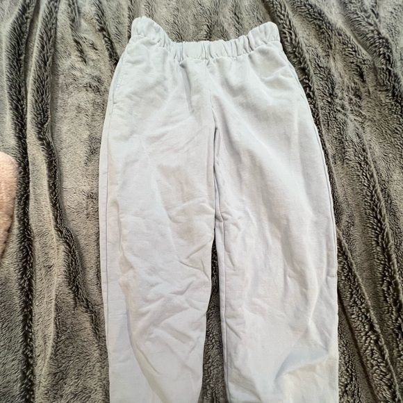 Brandy Melville Pants - Brandy Melville Sweatpants